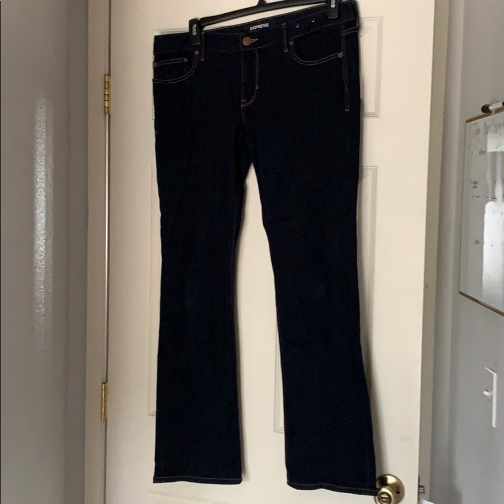 EXPRESS JEANS dark wash barely boot low rise